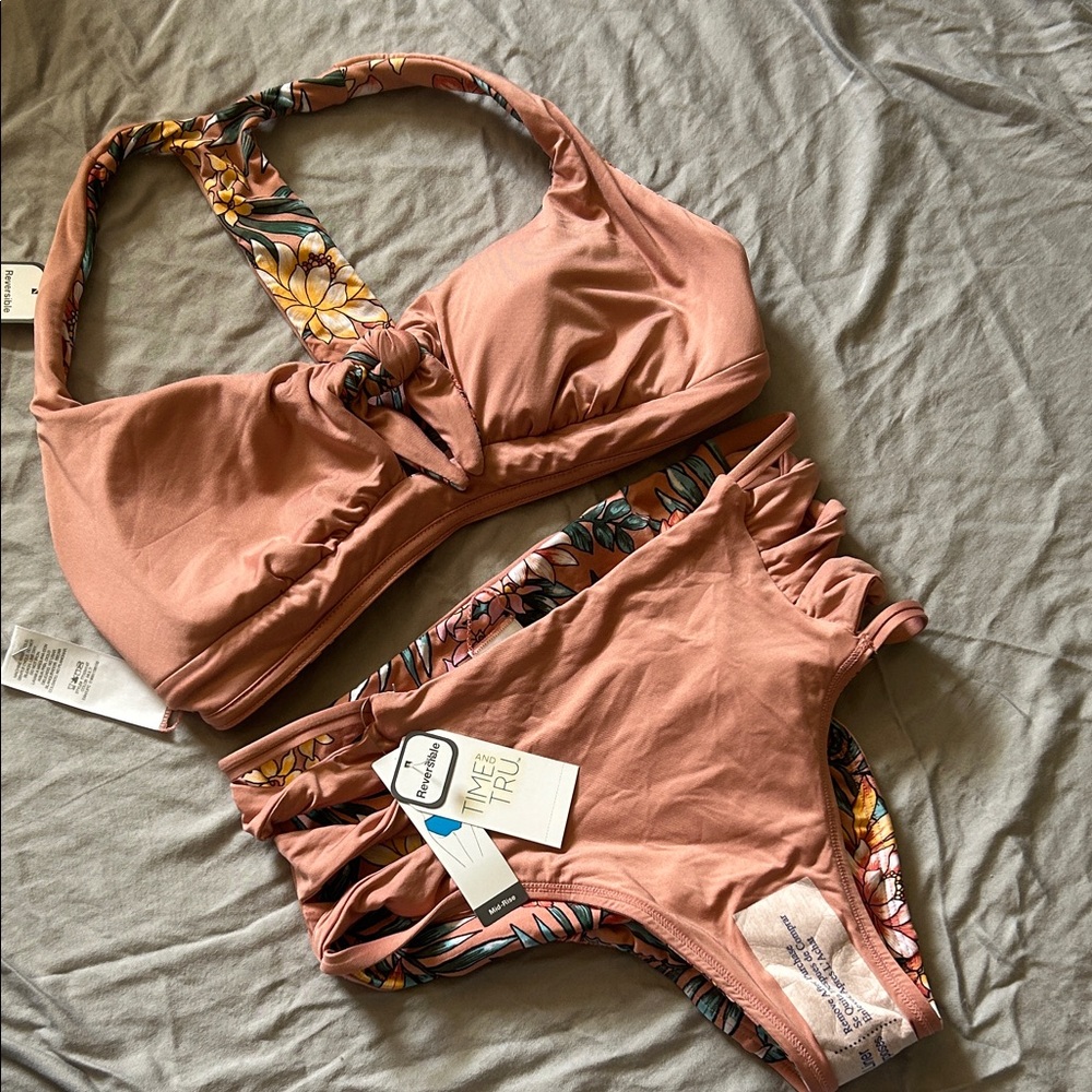 Reversible Floral Bikini Set - Picture 5 of 8